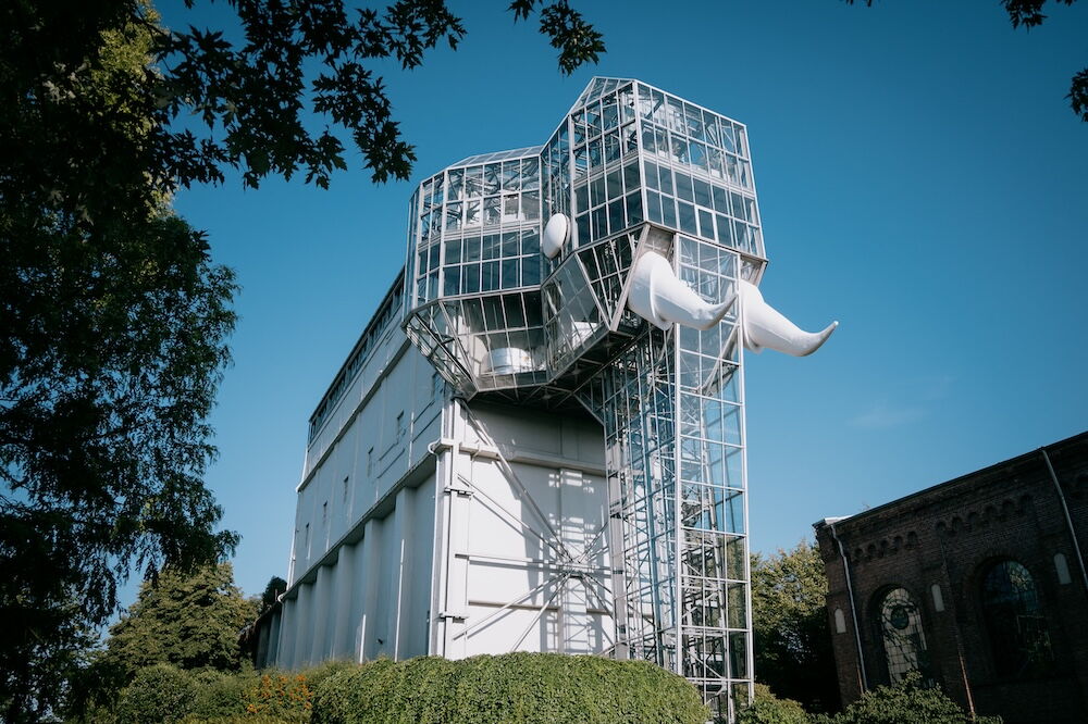 Glaselefant im Maximilianpark Hamm – Wahrzeichen der Region.